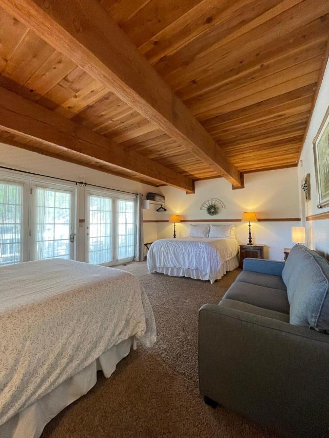 Berkshire Inn Гроувланд Екстериор снимка