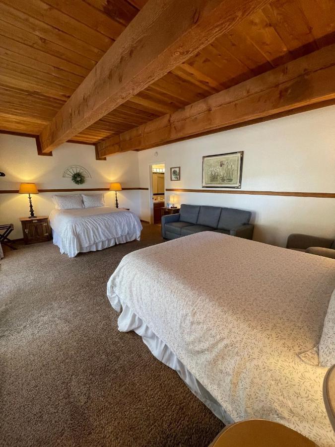 Berkshire Inn Гроувланд Екстериор снимка